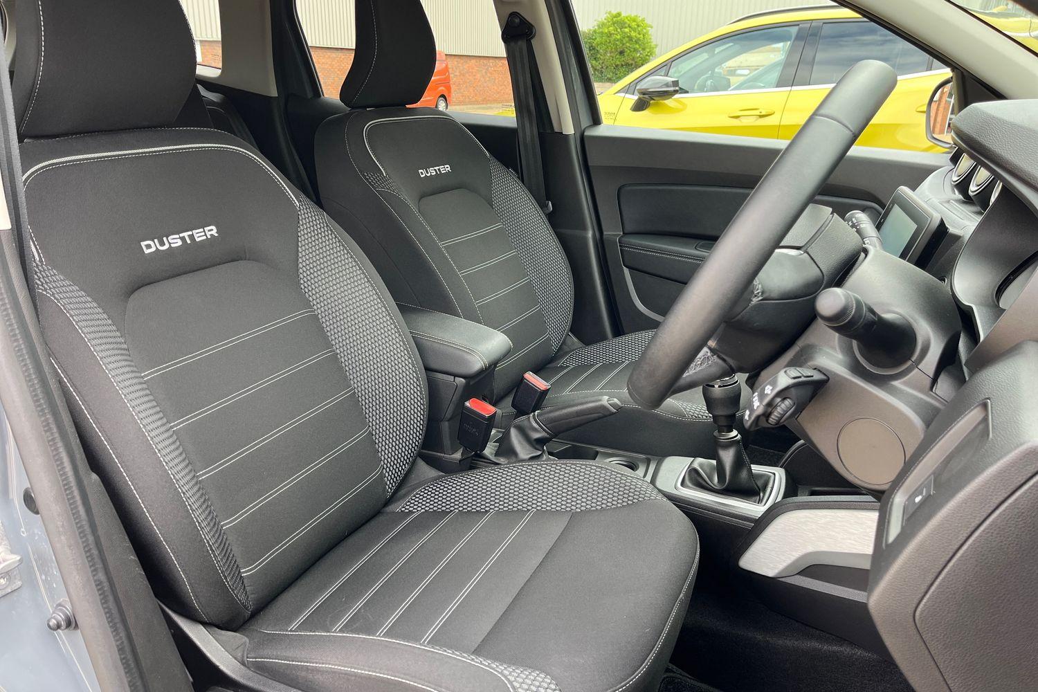 Dacia Duster Photo 16