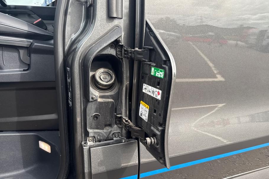 Used Ford TRANSIT CUSTOM BN26TUY 9