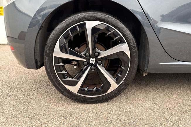 SEAT Ibiza Photo 21