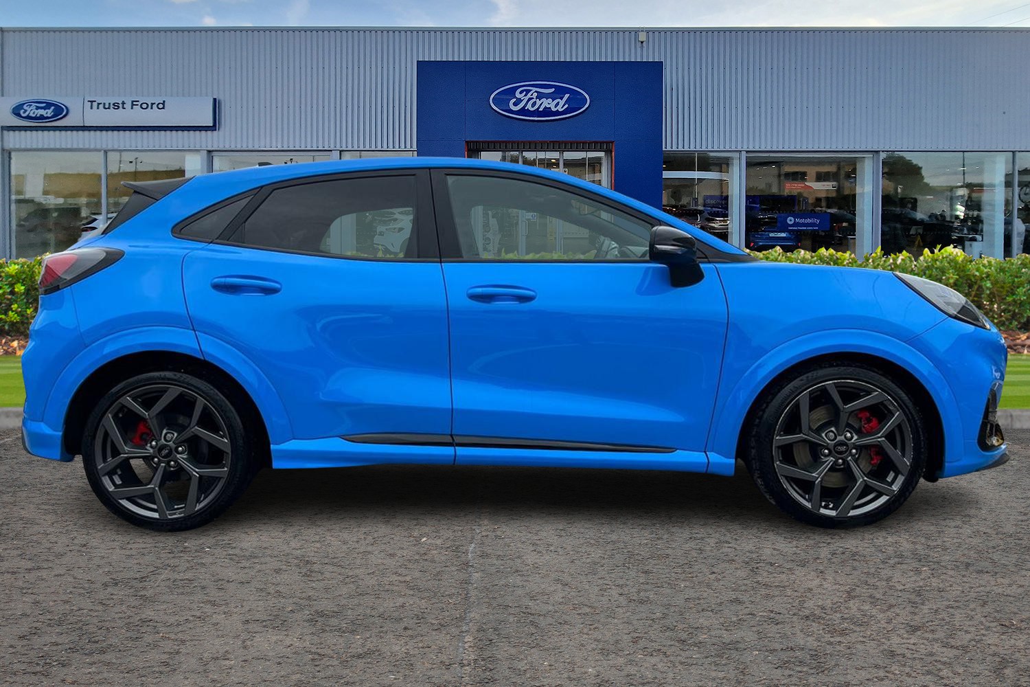 Ford PUMA Photo 2