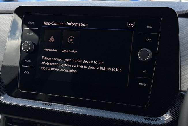 VOLKSWAGEN T-Cross Photo 14
