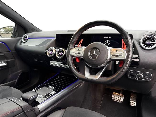 MERCEDES-BENZ B Class Photo 6