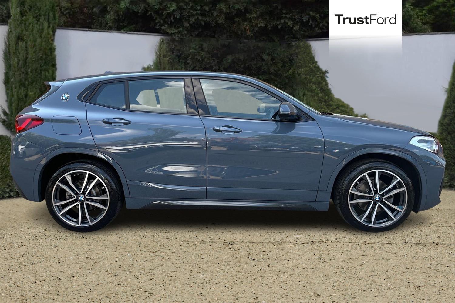 BMW X2 Photo 2