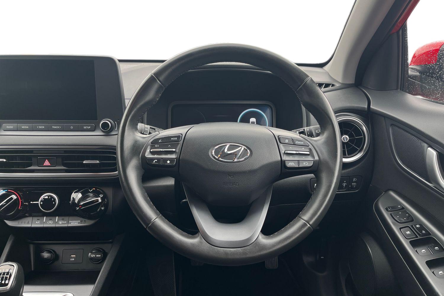 Hyundai KONA Photo 10