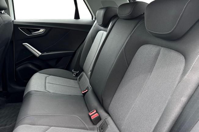 AUDI Q2 Photo 9