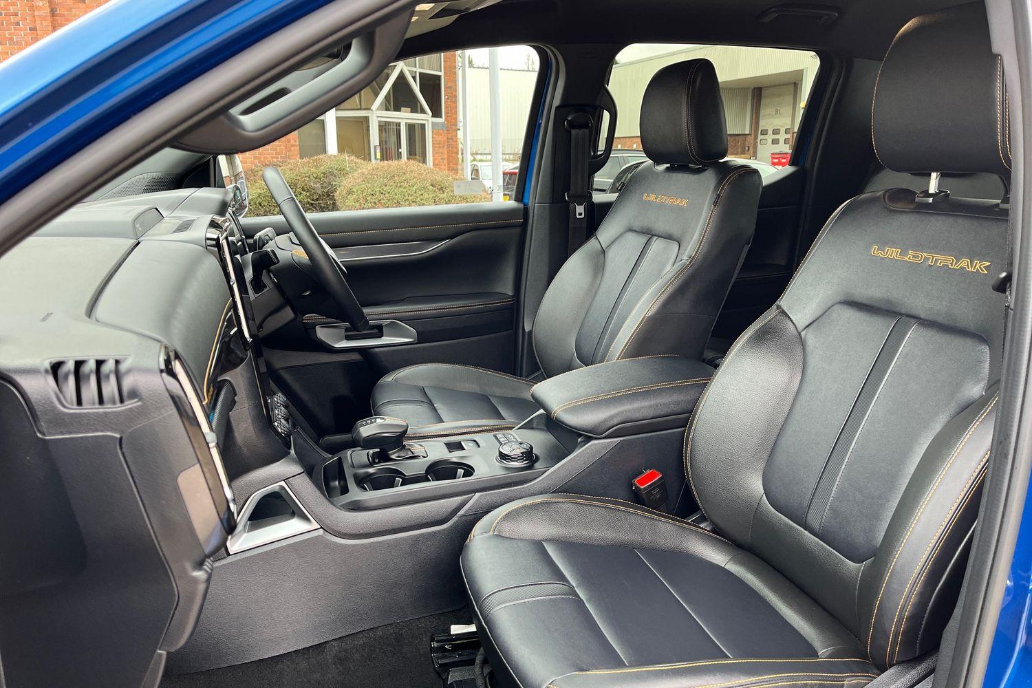 Ford RANGER Photo 32
