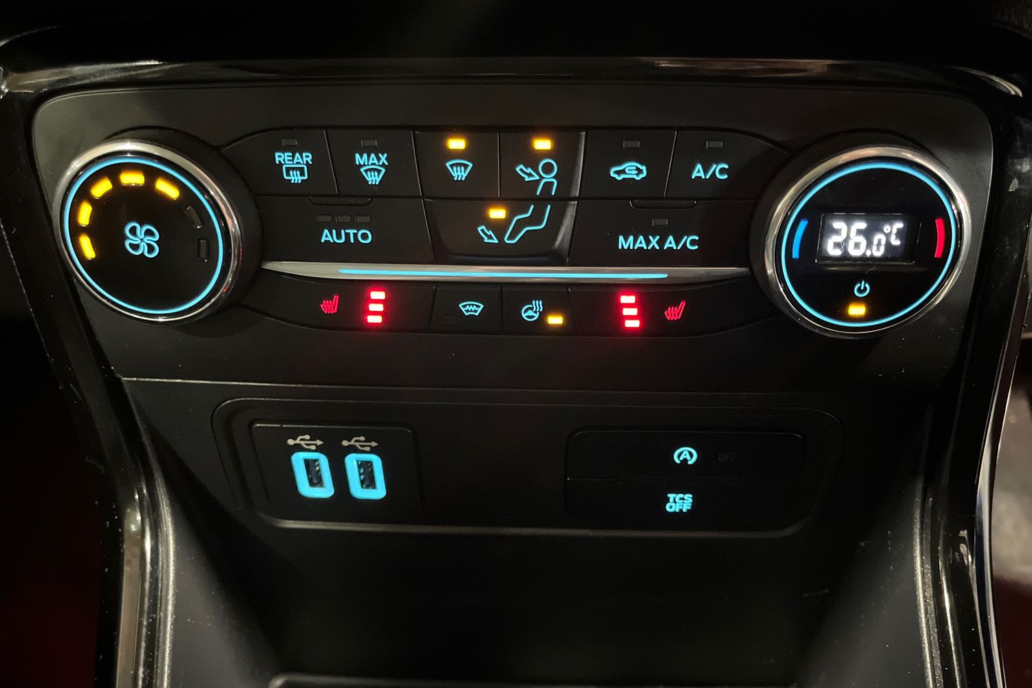 Ford EcoSport Photo 27
