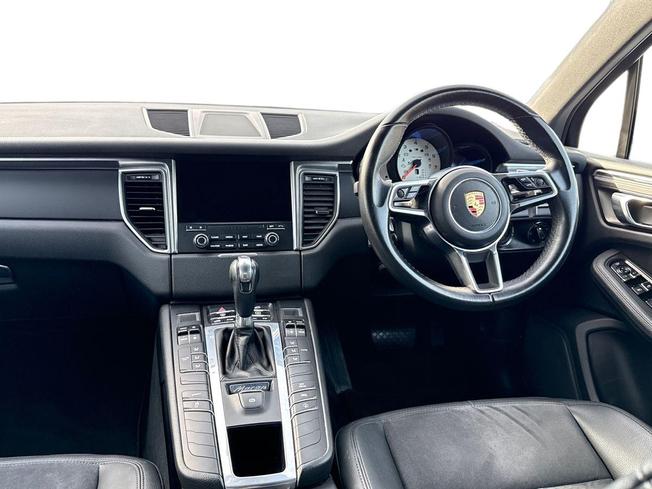 Porsche Macan Photo 11