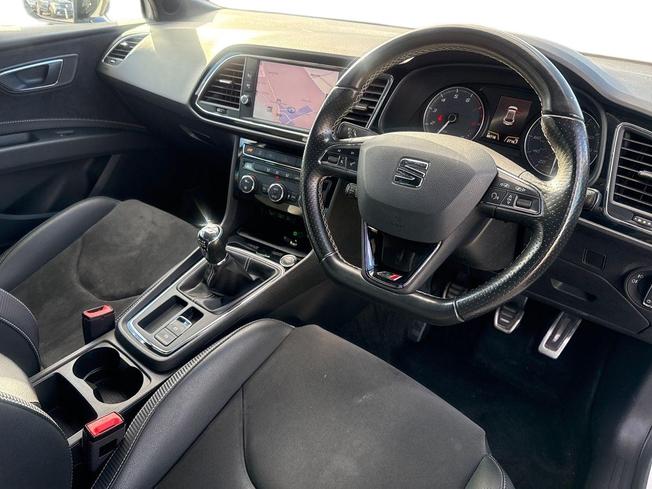 SEAT Leon Photo 6