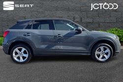 Audi Q2 Photo 4