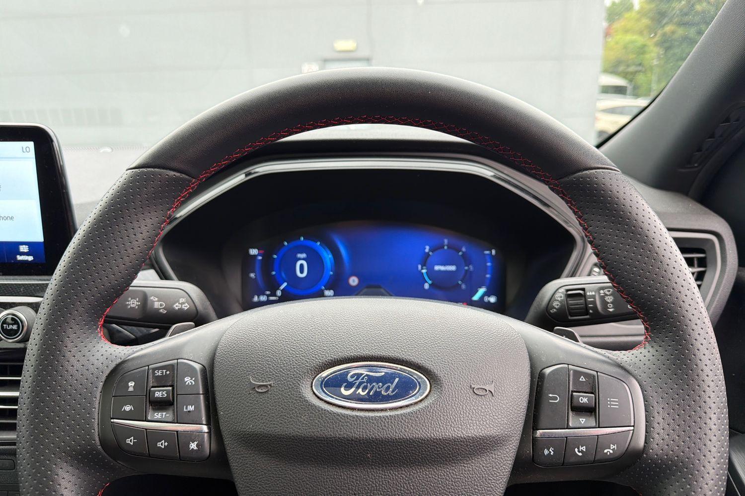 Ford KUGA Photo 11