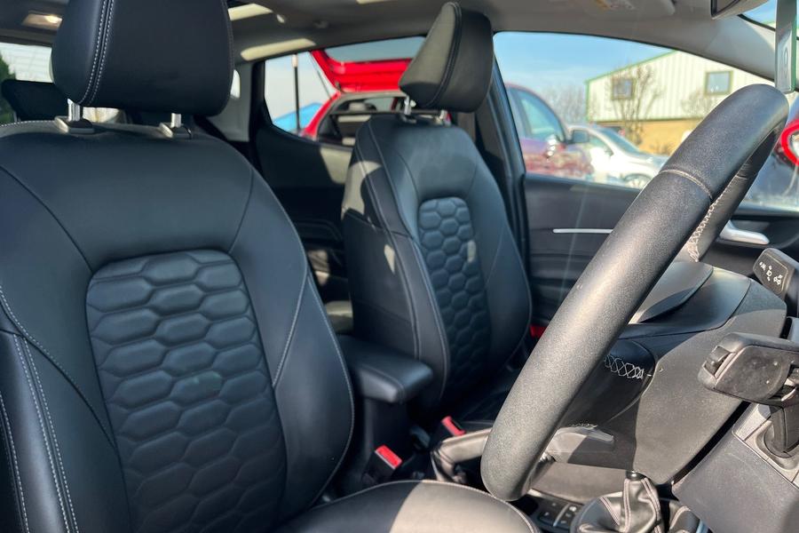 Ford FIESTA Photo autoimg-c9b406c7826c45f35d07f71d1bb58d11fe8bac70.jpg