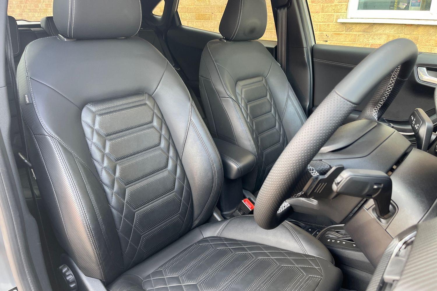 Ford PUMA Photo 16