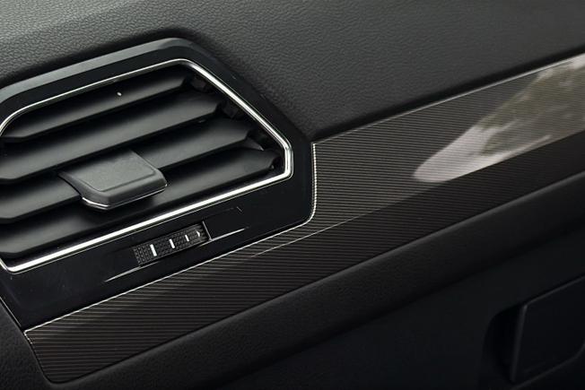 VOLKSWAGEN Tiguan Allspace Photo 41