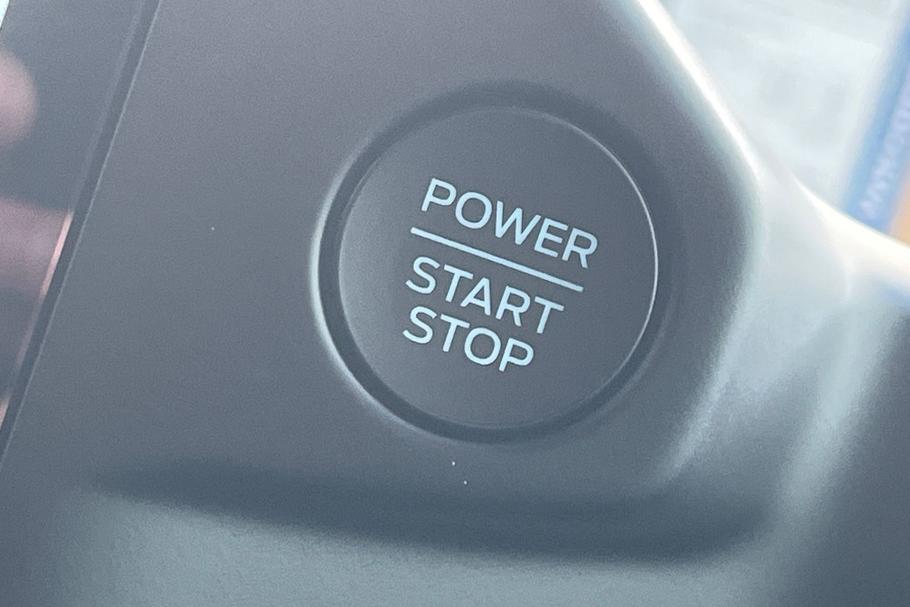 Used Ford TRANSIT CUSTOM LF25RJL 31