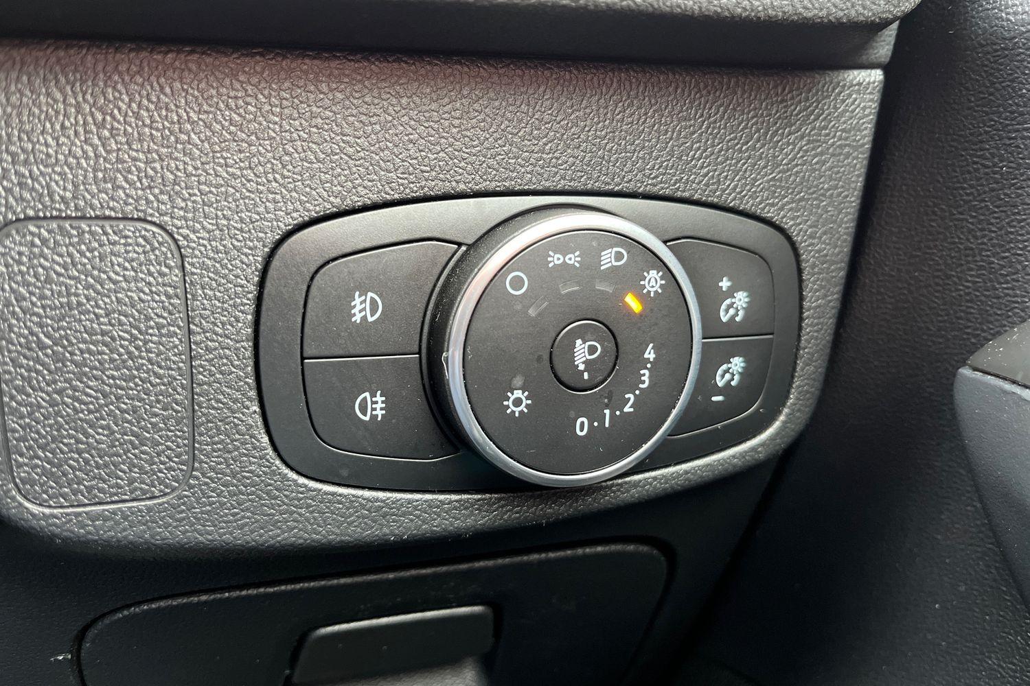 Ford FOCUS Photo 30