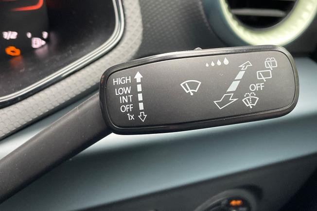 SEAT Ibiza Photo 25
