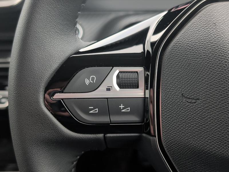 Used Peugeot E-208 NU74LXF 36