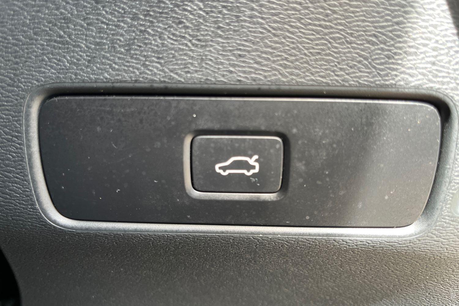 Volvo XC40 Photo 30