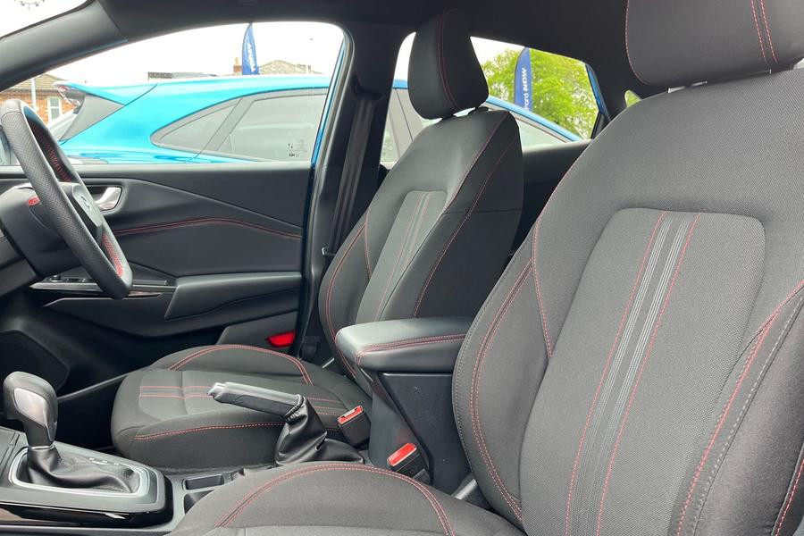 Ford PUMA Photo autoimg-c9cacfd716c903399c1d89cc229c247d9ddc6e78.jpg