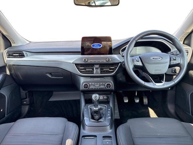 FORD Focus Photo 10