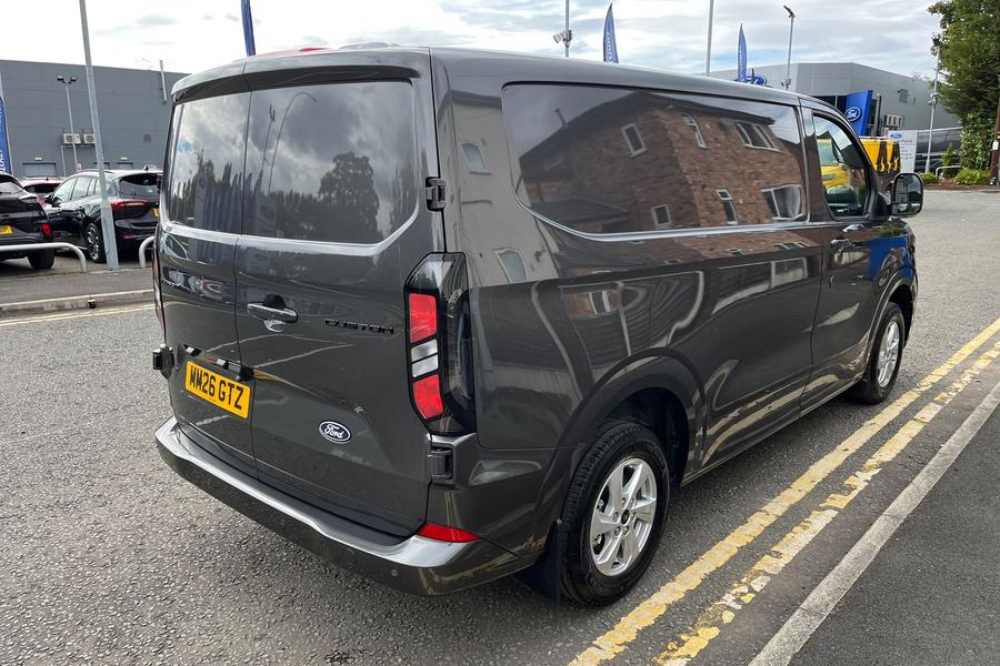Ford TRANSIT CUSTOM Photo autoimg-c9cc77353267c169b3583a002b2ca452d5ebe520.jpg