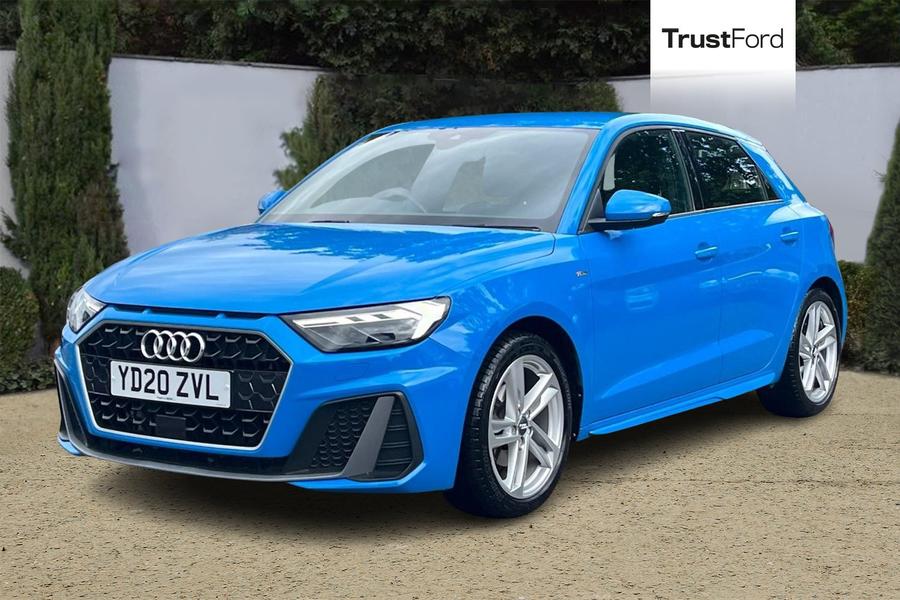 Audi A1 Photo autoimg-c9cd6688a47856d9be4a2db235812b2b775c0106.jpg