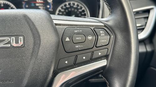Isuzu D-Max Photo autoimg-c9ce298621667f4ef0184b4afcccef4c326173db.jpg