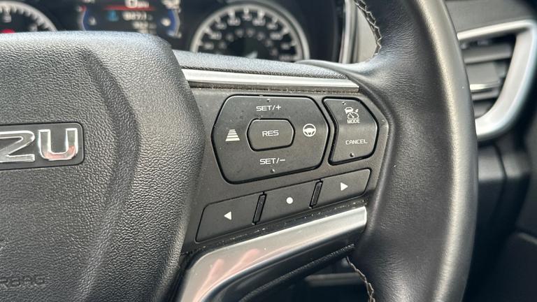 Used Isuzu D-Max WK74XBL 16