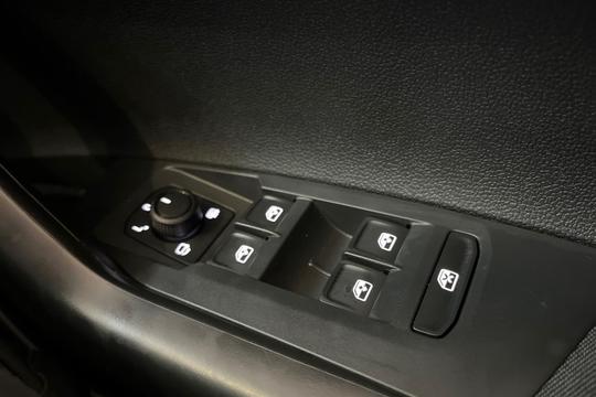Volkswagen Taigo Photo autoimg-c9cea41d12cb6e2d4a404c36ce584ca064bcc9ad.jpg