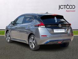 NISSAN Leaf Photo 3