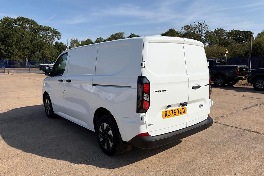 Used Ford TRANSIT CUSTOM RJ75YLD 2