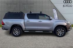 TOYOTA Hilux Photo 4