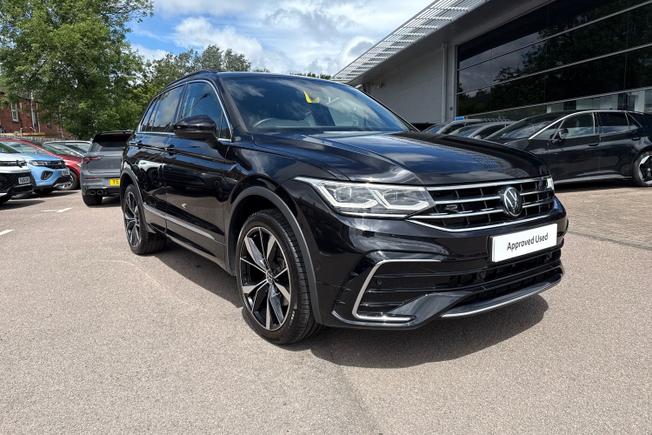 VOLKSWAGEN Tiguan Photo 21
