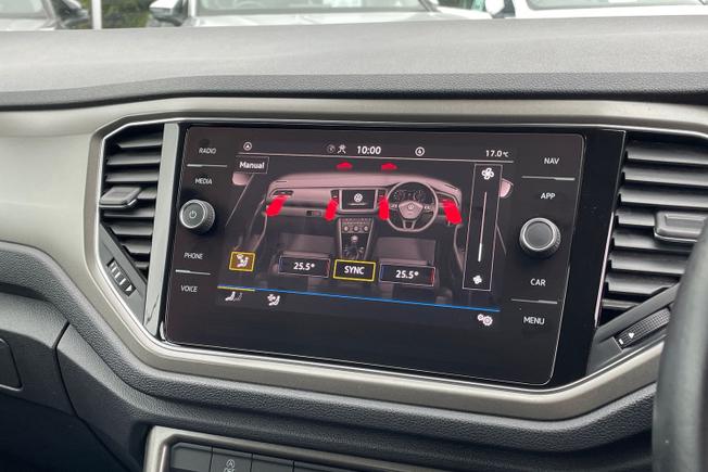 VOLKSWAGEN T-Roc Photo 38