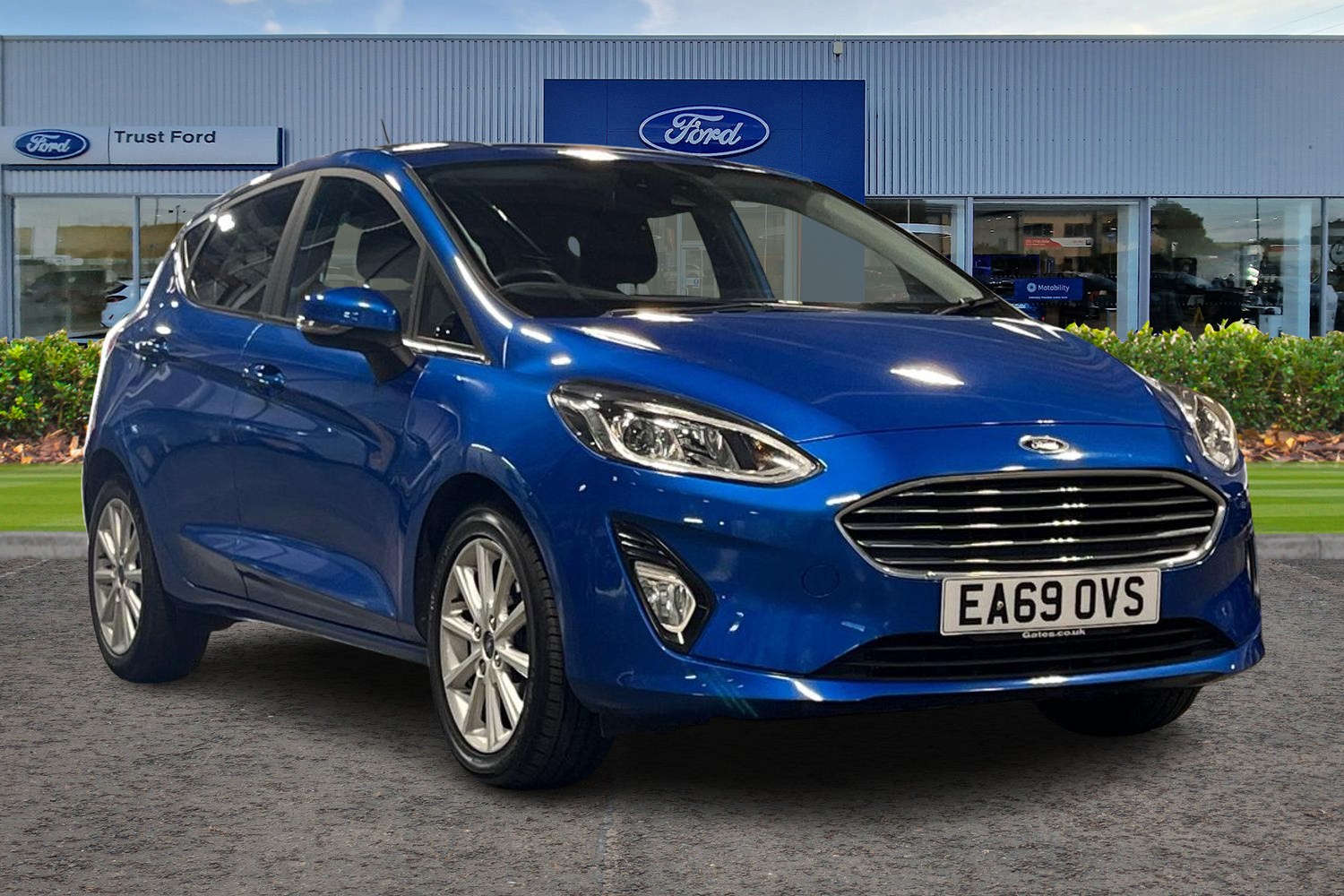 Ford FIESTA Photo 0