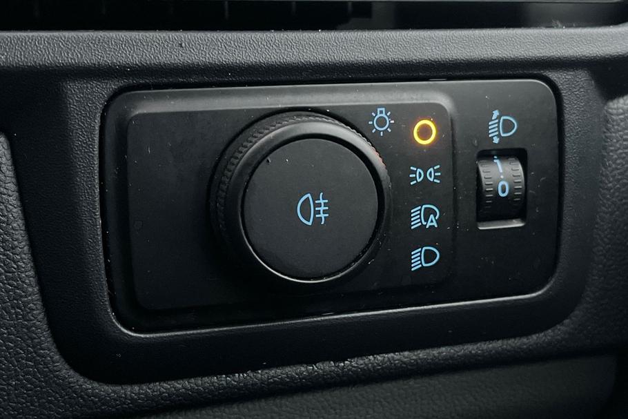 Used Ford Transit Custom EMZ8337 17