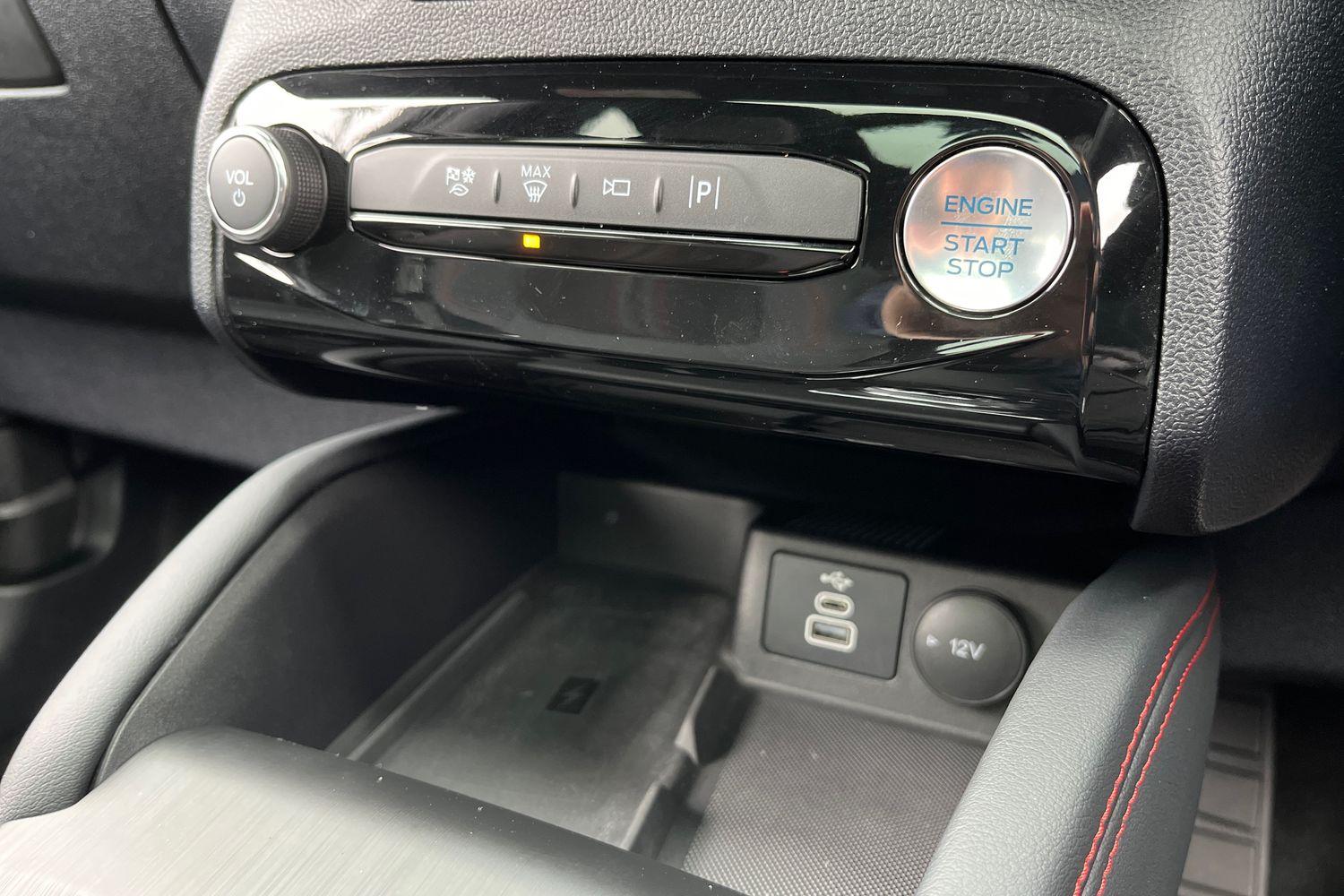 Ford Kuga Photo 33