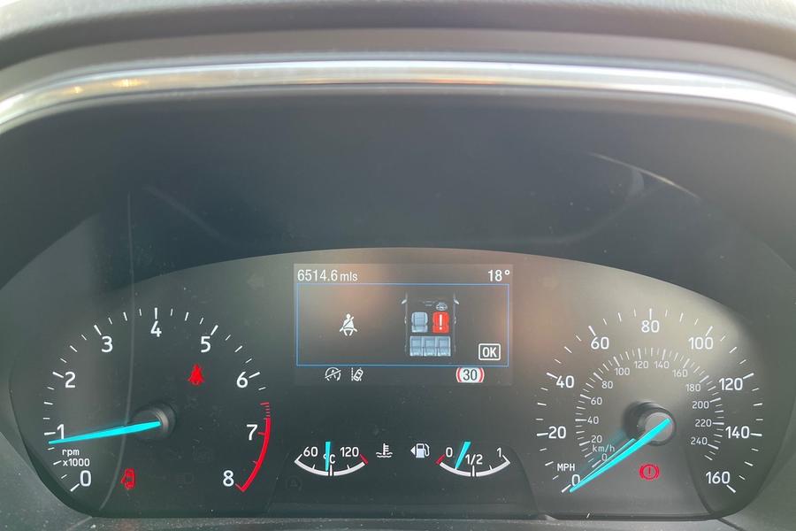 Ford FOCUS Photo autoimg-c9dedcdf9204c8e779c2f6d1b832e755d917e0d5.jpg