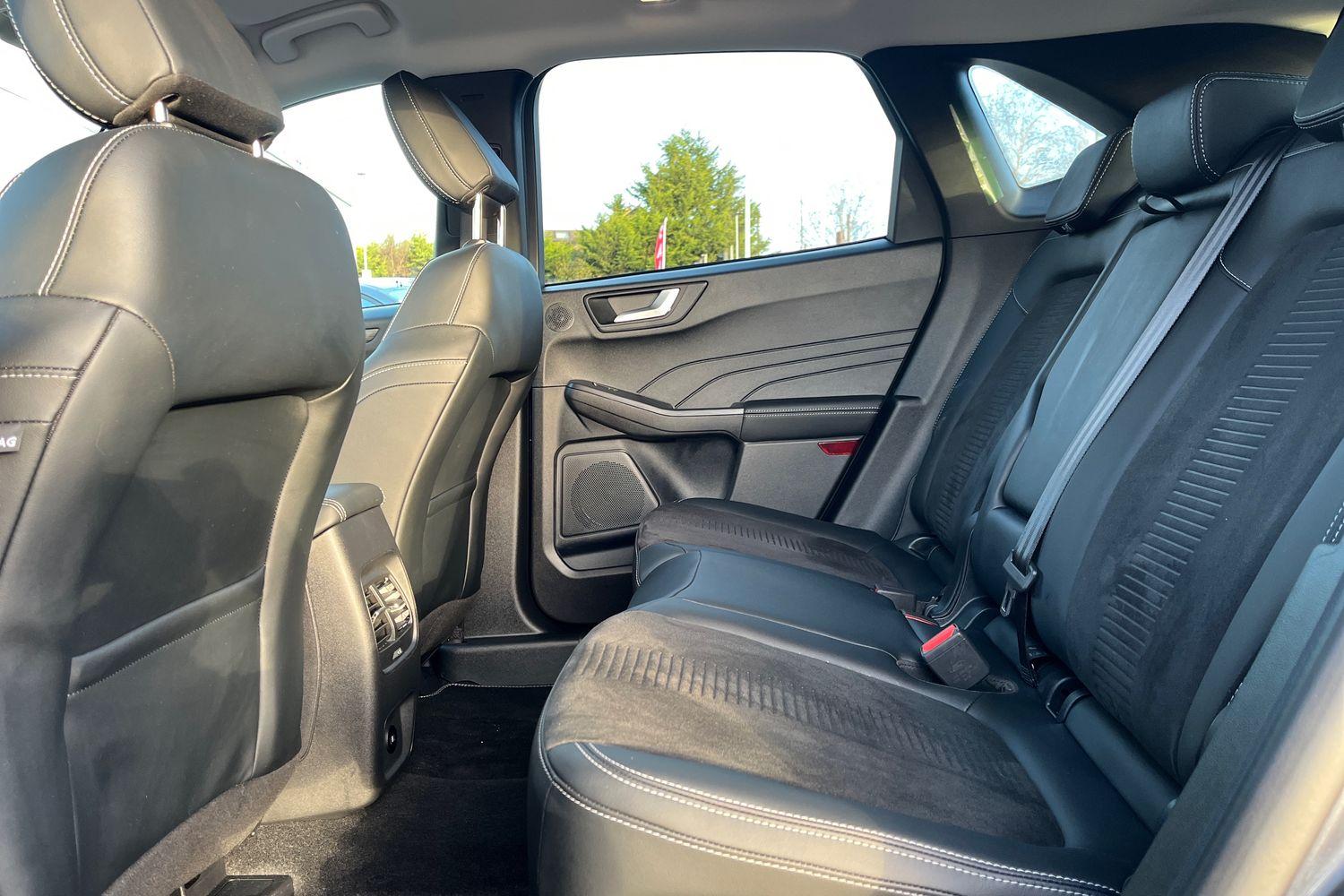 Ford KUGA Photo 19