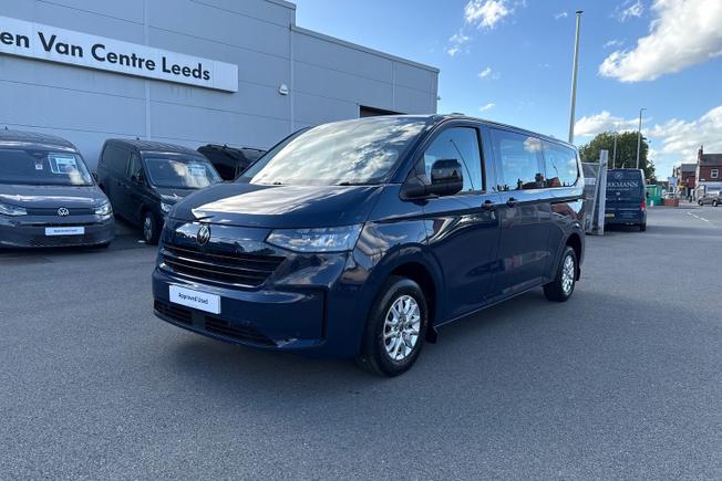 VOLKSWAGEN Transporter Shuttle Photo 24