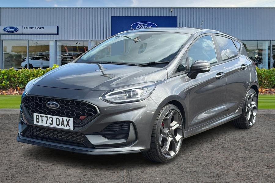 Ford FIESTA Photo autoimg-c9ef8cf4df9a3212a19bf219f661885377779463.jpg