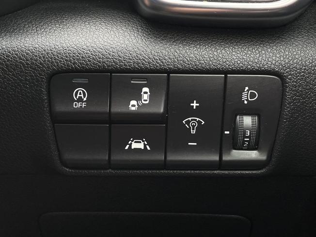 KIA Sportage Photo 38