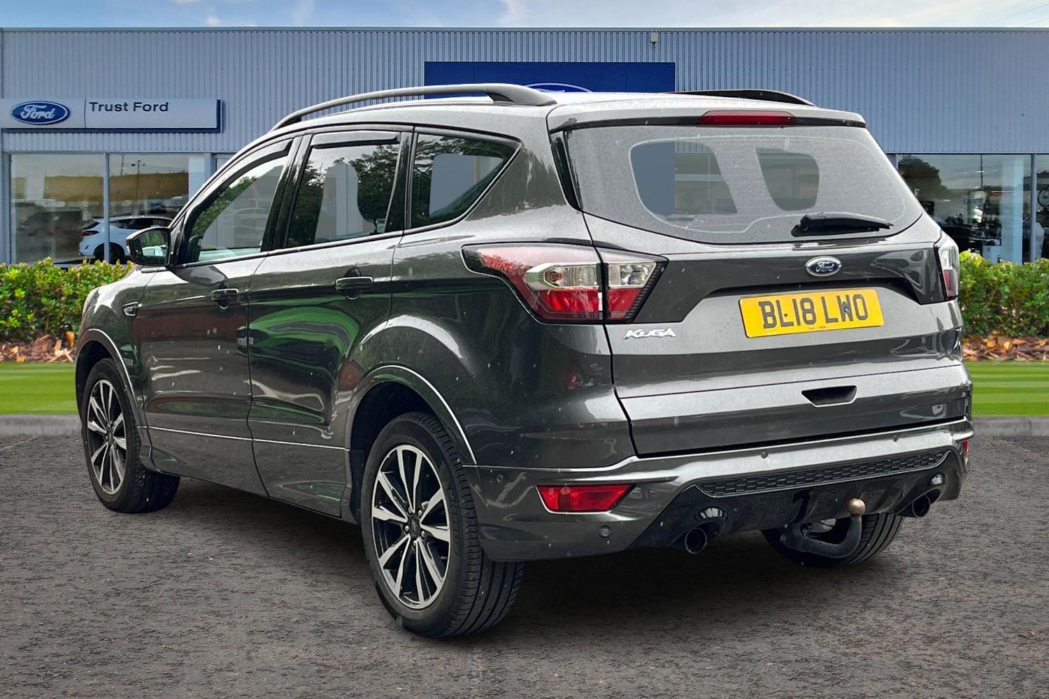 Ford Kuga Photo 1