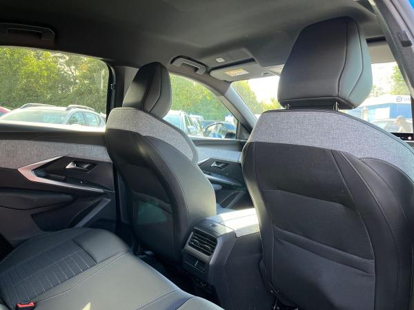 Peugeot 3008 Photo autoimg-c9f28ddfcb9d1f8670447ba3f24076dd04410ffd.jpg