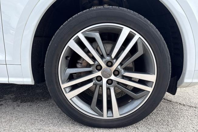 AUDI Q5 Photo 31