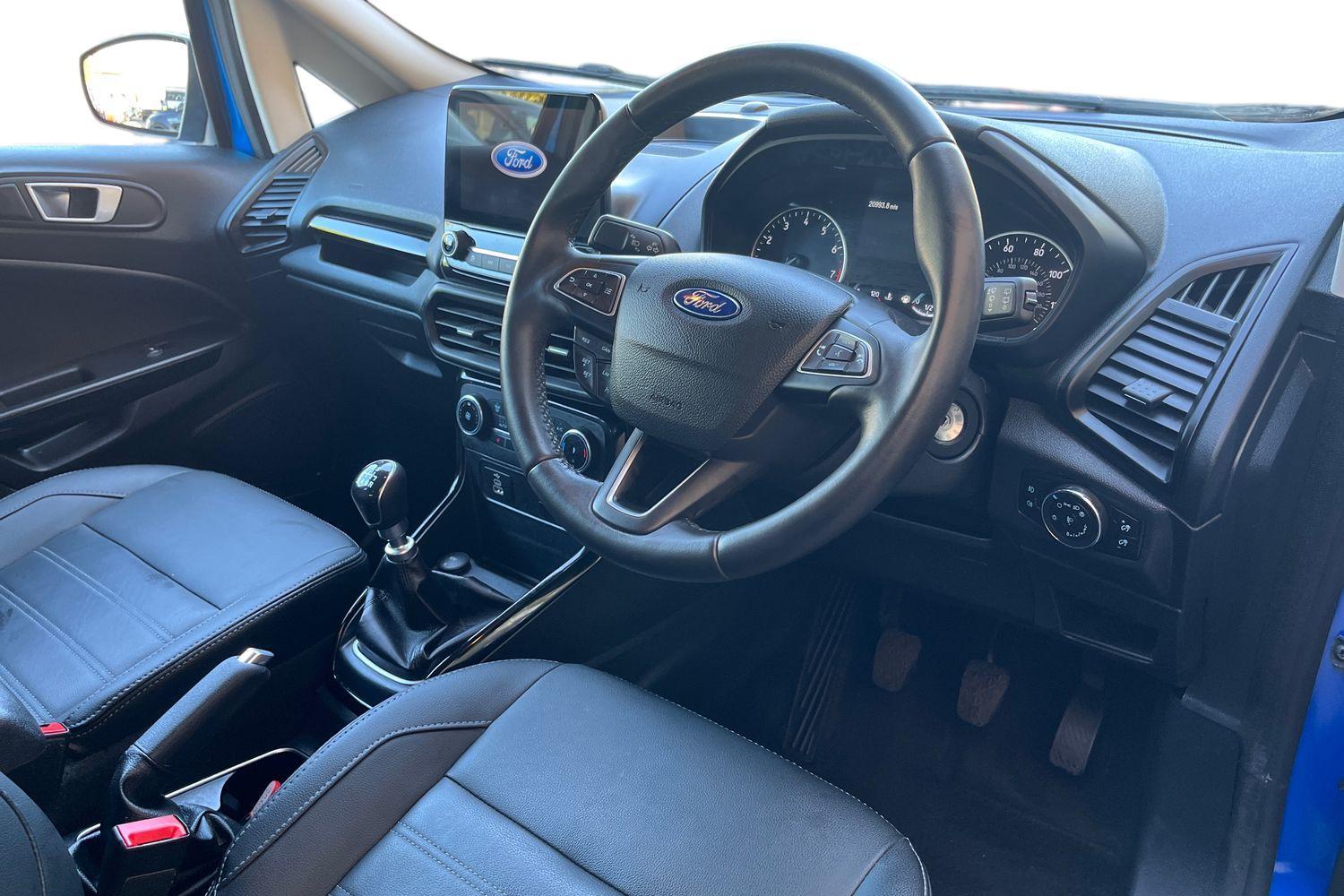 Ford ECOSPORT Photo 8
