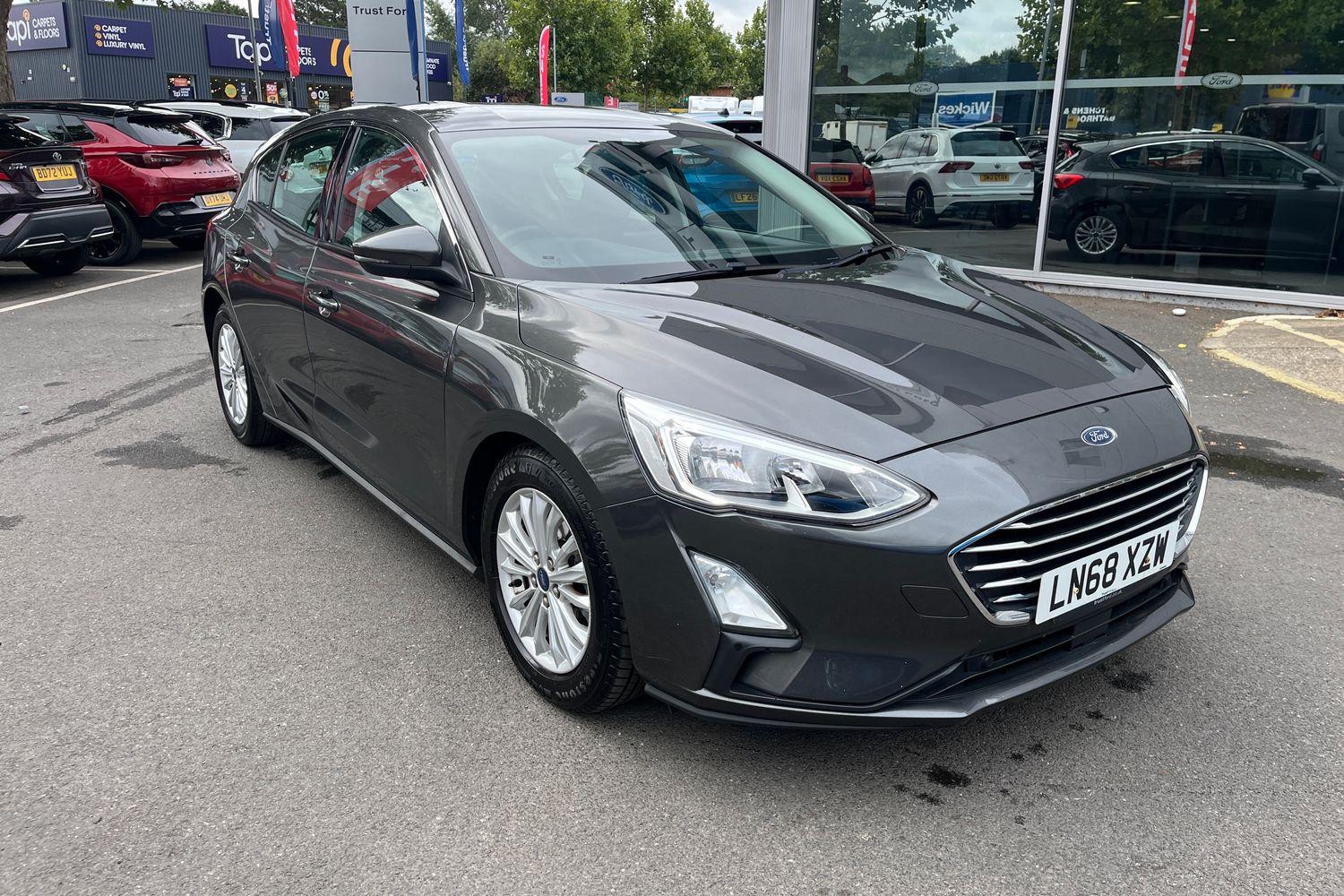 Ford FOCUS Photo 38