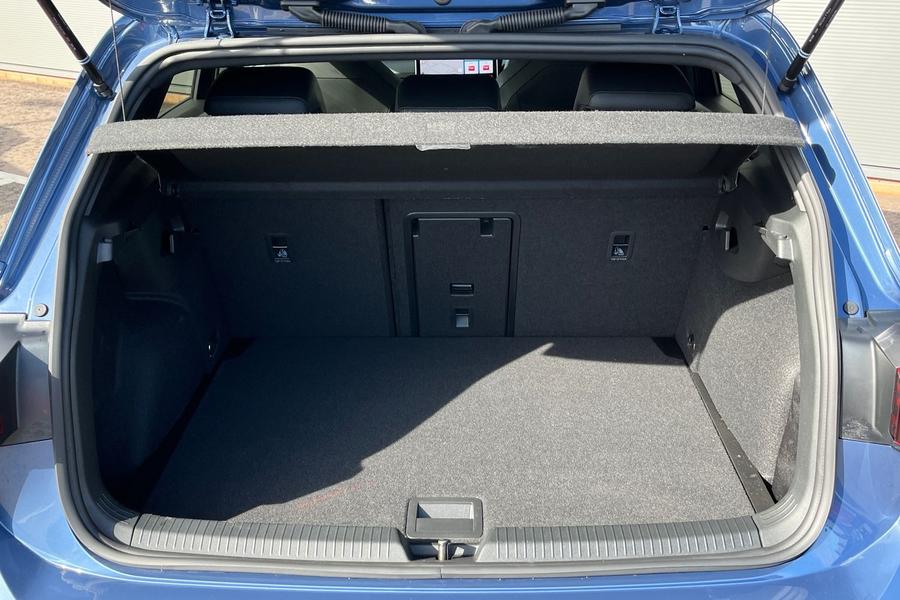 Volkswagen Golf Photo autoimg-c9f796e2c29ec1bf2215d46afdfdcaaa6813ed18.jpg