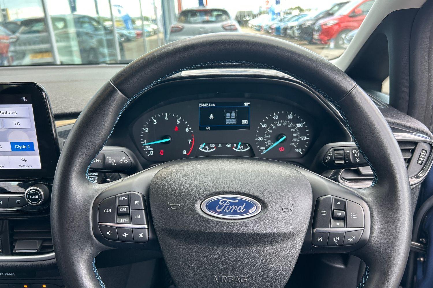 Ford Fiesta Photo 11